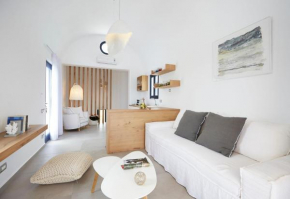 Romantic Santorini Getaway Villa Ammos 1 Bedroom Private Outdoor Pool and Beautiful Views Exo Gialos